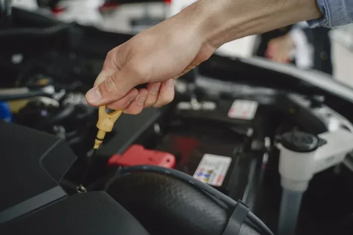 Halfords Oil Checker Helps You Save Money on Car Maintenance